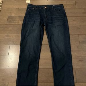 Blue Straight-Leg Jeans Classic Denim Style
